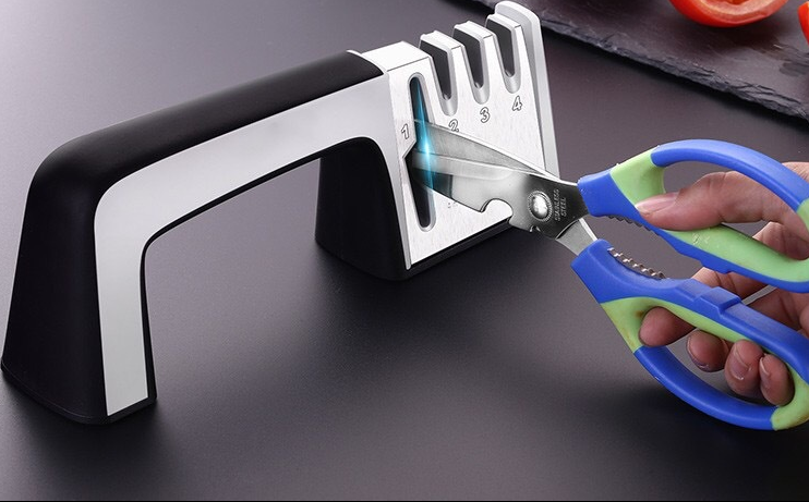 4-in-1 Knife & Scissor Sharpener detail